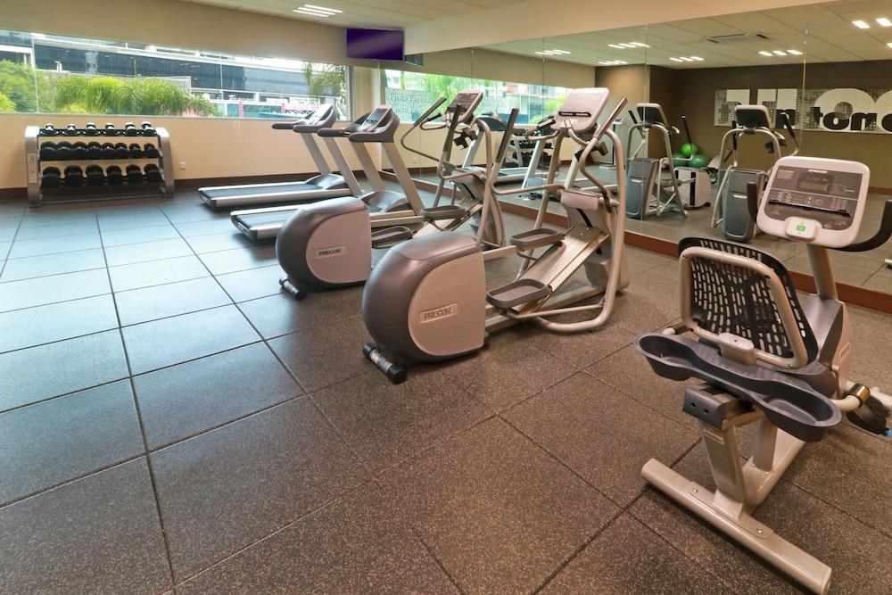 Hotel Wyndham Garden Guadalajara Acueducto Zapopan Zewnętrze zdjęcie