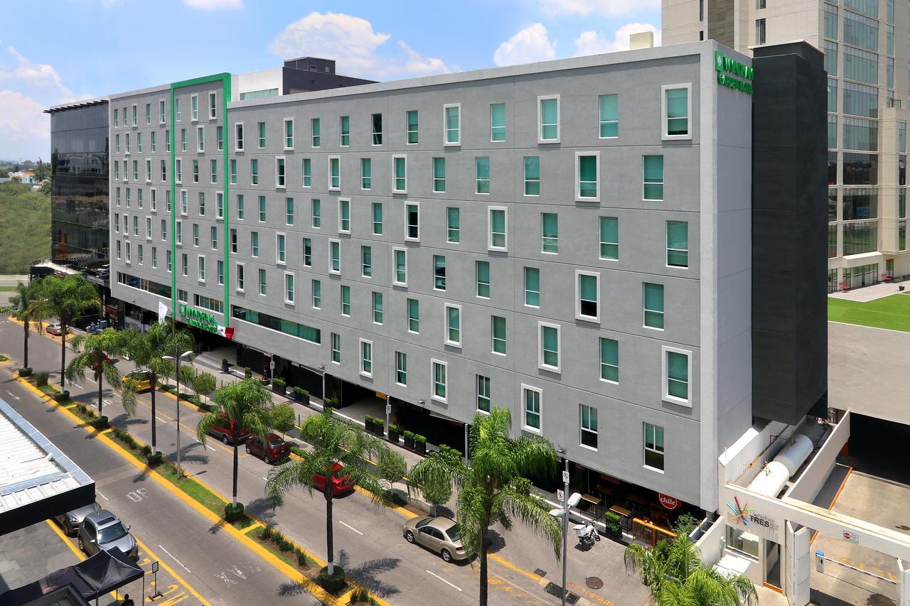 Hotel Wyndham Garden Guadalajara Acueducto Zapopan Zewnętrze zdjęcie