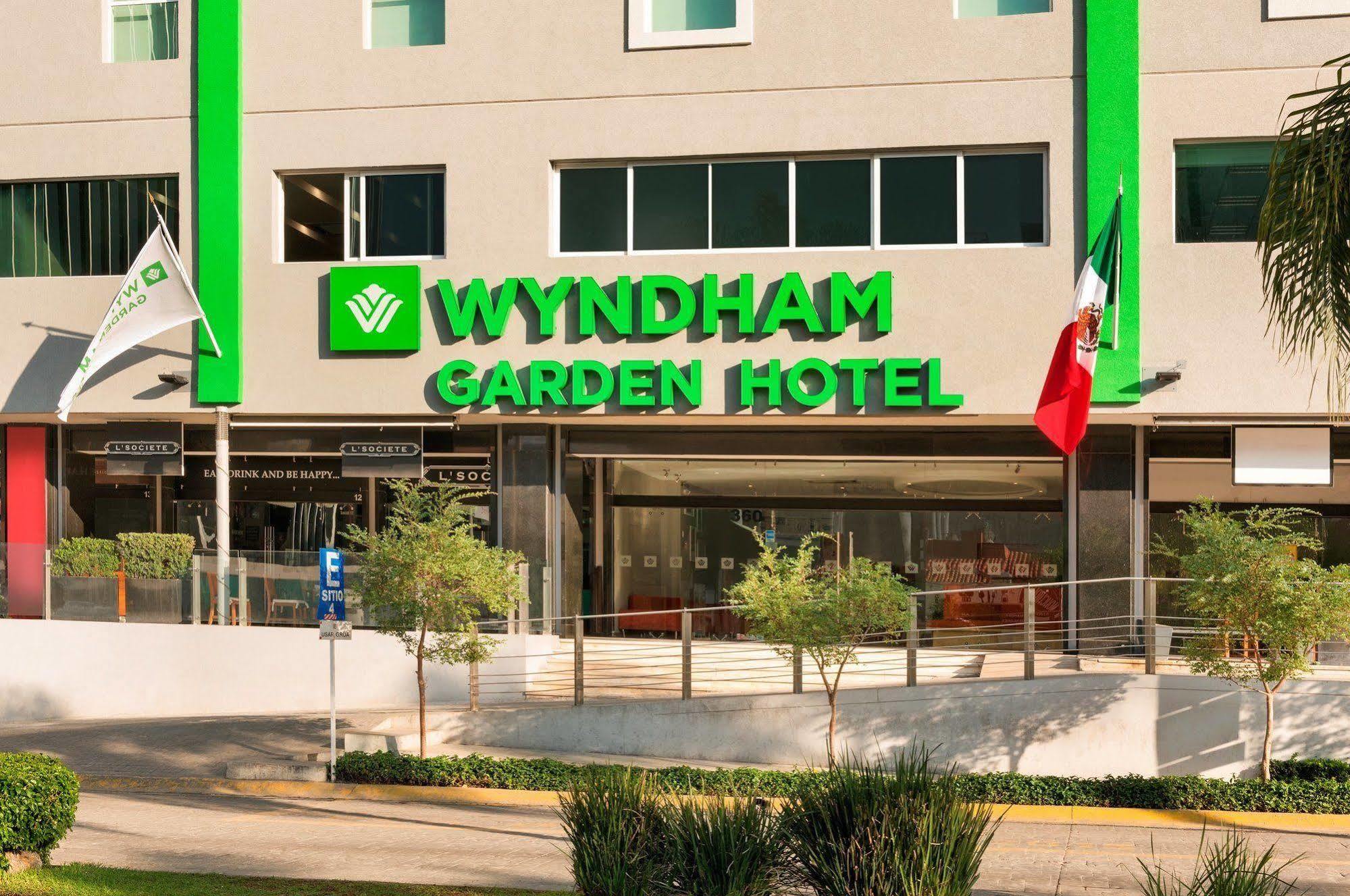 Hotel Wyndham Garden Guadalajara Acueducto Zapopan Zewnętrze zdjęcie